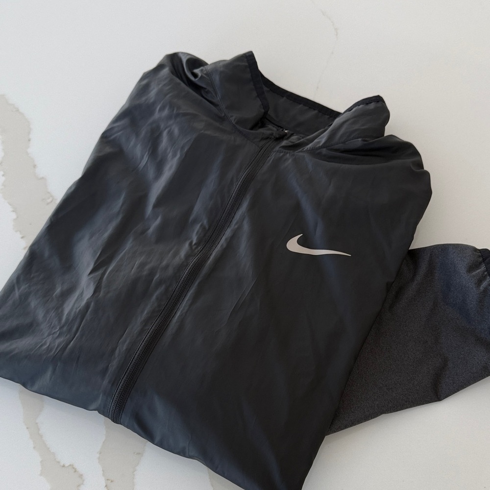 Nike Two-tone Lightweight Jacket - image 4